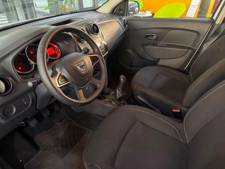 Dacia Sandero Essential foto 12