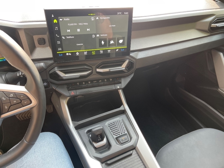 Dacia Bigster Hybrid 155 Journey foto 12