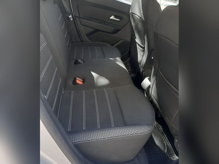 Dacia Duster Comfort 4WD foto 11