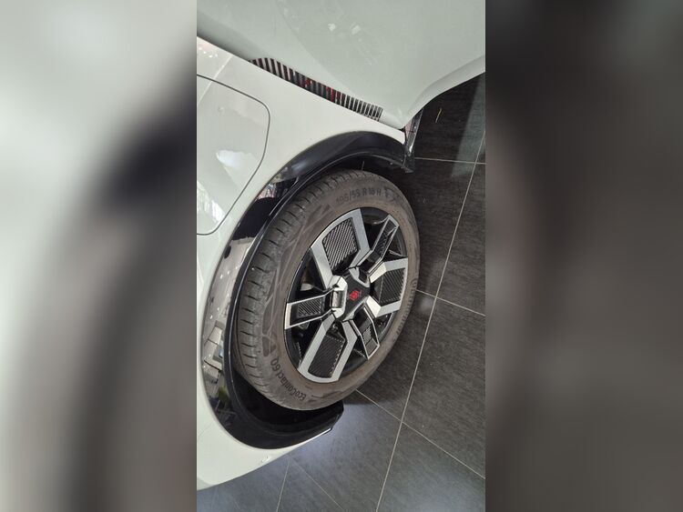 Renault 5 E-Tech 150 Comfort Range Iconic Five foto 12